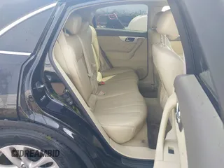 2017 Infiniti QX70 with VIN JN8CS1MW0HM414433, listed as a IAAI auction lot 41791003 with 105,946 mi miles and . Bid and sale history available at DreamBid. Image 8.