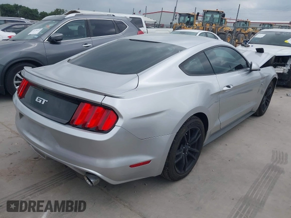 2015 Ford Mustang GT z VIN 1FA6P8CF7F5343510, wystawiony jako IAAI lot #42158946 z przebiegiem 105 319 mil mil oraz . Historia ofert i sprzedaży dostępna na DreamBid. Obrazek 4.
