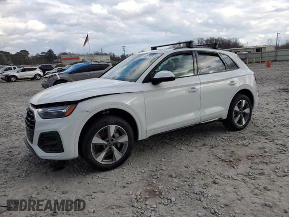 2024 Audi Q5 Premium Plus z VIN WA1BBAFY8R2131498, wystawiony jako Copart lot #44317935 z przebiegiem Nie podano mil oraz Szkoda całkowita • Salvage title. Historia ofert i sprzedaży dostępna na DreamBid. Obrazek 1.