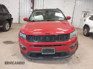 2018 Jeep Compass Altitude with VIN 3C4NJDBB9JT304330, listed as a IAAI auction lot 41886905 with 45,700 mi miles and . Bid and sale history available at carsss.com. Image 12.