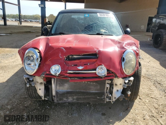 2005 MINI Hardtop S with VIN WMWRE33515TL10355, listed as a Copart auction lot 50391825 with 174,150 mi miles and Salvage title. Bid and sale history available at DreamBid. Image 5.