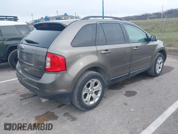 2013 Ford Edge SEL with VIN 2FMDK3JC8DBC81468, listed as a IAAI auction lot 41233506 with 206,107 mi miles. Bid and sale history available at carsss.com. Image 4.