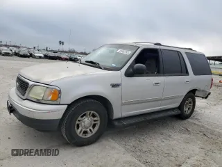 1999 Ford Expedition XLT with VIN 1FMRU1768XLB65519, listed as a Copart auction lot 43962785 with 68,771 mi miles and Salvage title. Bid and sale history available at DreamBid. Image 1.