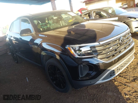 2024 Volkswagen Atlas SE with VIN 1V2JE2CA3RC230888, listed as a IAAI auction lot 42130359 with 17,269 mi miles and . Bid and sale history available at DreamBid. Image 1.