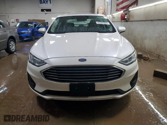 2019 Ford Fusion SE with VIN 3FA6P0HD3KR163893, listed as a Copart auction lot 47604905 with 67,994 mi miles and Salvage Title. Bid and sale history available at DreamBid. Image 5.