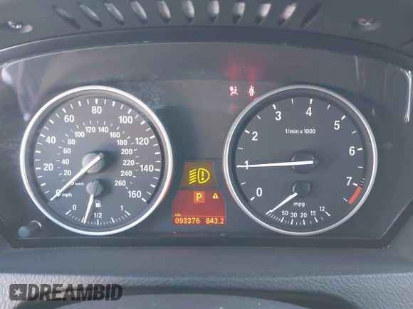 2008 BMW X5 3.0si with VIN 5UXFE43558L001891, listed as a IAAI auction lot 41276202 with 93,376 mi miles. Bid and sale history available at carsss.com. Image 7.