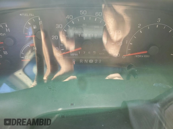 2001 Ford F-250 XL with VIN 1FTNX21SX1EA80232, listed as a Copart auction lot 56067955 with 188,119 mi miles and Salvage title. Bid and sale history available at DreamBid. Image 9.