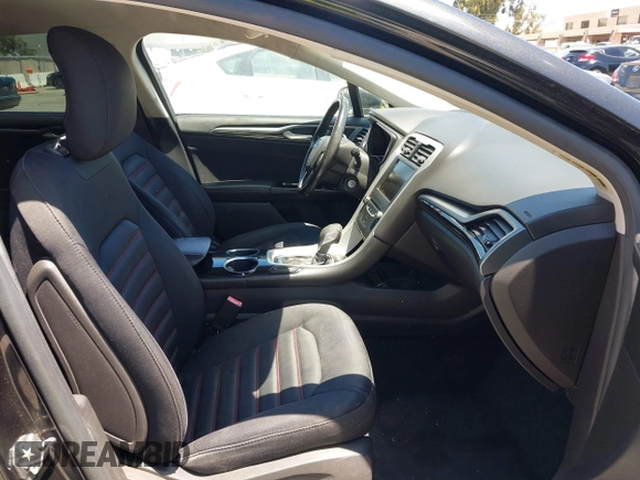 2013 Ford Fusion SE with VIN 3FA6P0HR0DR344917, listed as a IAAI auction lot 42800597 with 82,730 mi miles and . Bid and sale history available at DreamBid. Image 5.