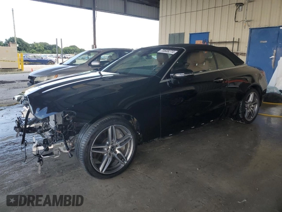 2019 Mercedes-Benz E-Class E 450 with VIN WDD1K6JB8KF085628, listed as a Copart auction lot 70608274 with 41,569 mi miles and Non Repairable. Bid and sale history available at carsss.com. Image 1.