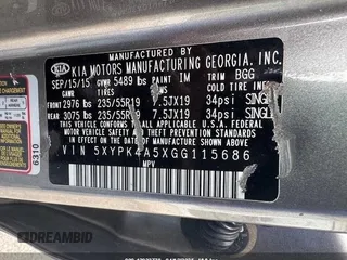 2016 Kia Sorento SX with VIN 5XYPK4A5XGG115686, listed as a IAAI auction lot 42033770 with 206,229 mi miles. Bid and sale history available at carsss.com. Image 8.