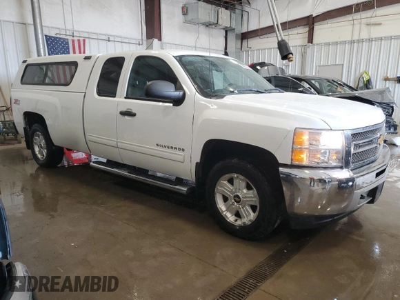 2012 Chevrolet Silverado 1500 LT with VIN 1GCRKSE00CZ342859, listed as a Copart auction lot 54520225 with 105,401 mi miles and Non Repairable. Bid and sale history available at DreamBid. Image 4.