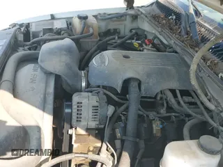 2002 GMC Sierra 1500 SLE z VIN 1GTEK19T12E198855, wystawiony jako IAAI lot #42923074 z przebiegiem 317 702 mil mil oraz . Historia ofert i sprzedaży dostępna na DreamBid. Obrazek 16.