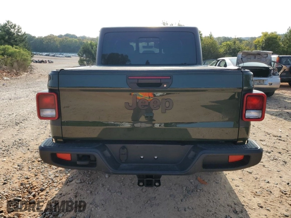 2023 Jeep Gladiator Willys z VIN 1C6HJTAG5PL574414, wystawiony jako Copart lot #70590424 z przebiegiem 11 681 mil mil oraz Szkoda całkowita • Salvage title. Historia ofert i sprzedaży dostępna na DreamBid. Obrazek 6.
