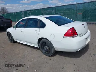 2015 Chevrolet Impala Limited Police Police with VIN 2G1WD5E35F1165983, listed as a IAAI auction lot 41969158 with 137,779 mi miles. Bid and sale history available at carsss.com. Image 3.