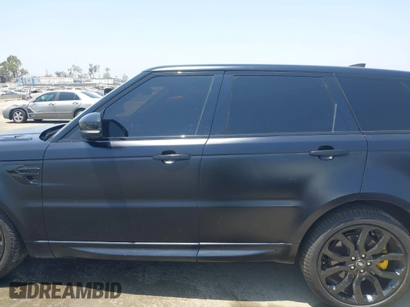 2022 Land Rover Range Rover Sport Autobiography with VIN SALWV2SE2NA201456, listed as a IAAI auction lot 42572271 with 50,161 mi miles and . Bid and sale history available at DreamBid. Image 15.