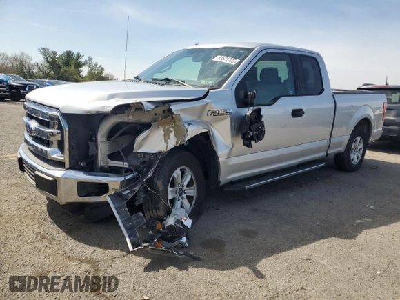 2015 Ford F-150 XL with VIN 1FTEX1C88FKF20419, listed as a Copart auction lot 51571705 with 133,094 mi miles and Salvage Title. Bid and sale history available at carsss.com. Image 1.