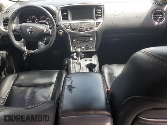 2017 Nissan Pathfinder Platinum z VIN 5N1DR2MMXHC686473, wystawiony jako Copart lot #58182055 z przebiegiem 252 933 mil mil oraz Szkoda całkowita • Salvage title. Historia ofert i sprzedaży dostępna na DreamBid. Obrazek 8.