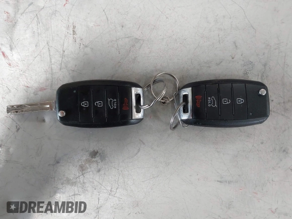 2015 Kia Soul z VIN KNDJN2A29F7763328, wystawiony jako IAAI lot #42151996 z przebiegiem 119 612 mil mil oraz . Historia ofert i sprzedaży dostępna na DreamBid. Obrazek 11.