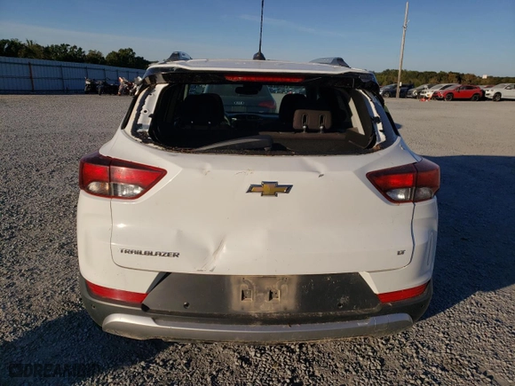 2021 Chevrolet TrailBlazer LT with VIN KL79MPS28MB136774, listed as a Copart auction lot 75987214 with 21,342 mi miles and Salvage Title. Bid and sale history available at carsss.com. Image 6.