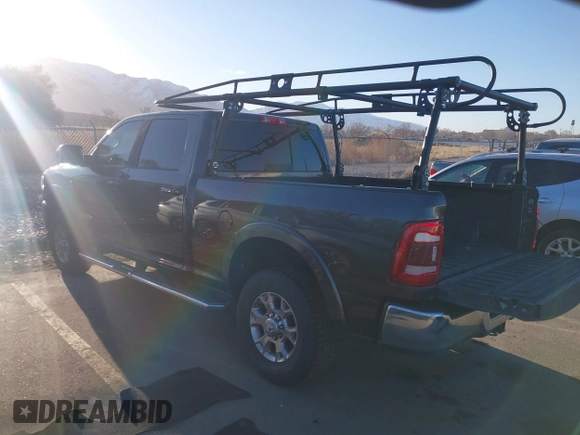 2022 Ram 2500 Laramie with VIN 3C6UR5FL5NG203501, listed as a IAAI auction lot 41763767 with 75,715 mi miles and . Bid and sale history available at DreamBid. Image 3.
