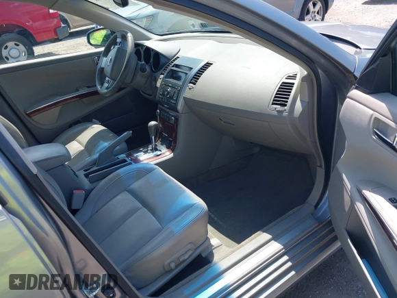 2008 Nissan Maxima SE with VIN 1N4BA41E18C811488, listed as a IAAI auction lot 42719618 with 150,331 mi miles and . Bid and sale history available at DreamBid. Image 5.