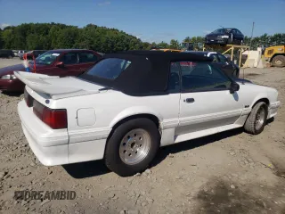 1988 Ford Mustang z VIN 1FABP44E6JF232186, wystawiony jako Copart lot #70489364 z przebiegiem 264 591 mil mil oraz Szkoda całkowita • Salvage title. Historia ofert i sprzedaży dostępna na DreamBid. Obrazek 3.