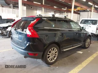 2010 Volvo XC60 3.0T with VIN YV4992DZ4A2019817, listed as a IAAI auction lot 41720823 with 138,530 mi miles. Bid and sale history available at carsss.com. Image 4.