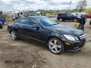 2013 Mercedes-Benz E 350 с VIN WDDKJ5KB7DF210671, выставлен на аукционе Copart как лот 53207205 с пробегом 204 918 миль миль и Чистый • Clean title. История ставок и продаж доступна на DreamBid. Изображение 4.