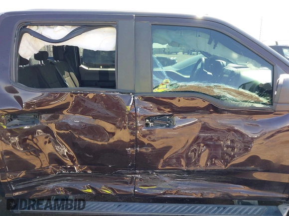 2018 Ford F-150 XL with VIN 1FTEW1CP5JKC93838, listed as a IAAI auction lot 42007069 with 92,117 mi miles and . Bid and sale history available at DreamBid. Image 13.