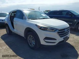 2018 Hyundai Tucson SE with VIN KM8J23A40JU669361, listed as a IAAI auction lot 41633583 with 97,884 mi miles. Bid and sale history available at carsss.com. Image 1.