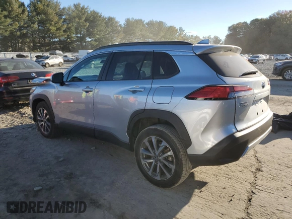 2022 Toyota Corolla Cross XLE z VIN 7MUDAABG2NV043649, wystawiony jako Copart lot #76577044 z przebiegiem 9 495 mil mil oraz Szkoda całkowita • Salvage title. Historia ofert i sprzedaży dostępna na DreamBid. Obrazek 2.