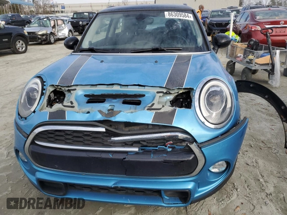 2018 MINI Hardtop Cooper S with VIN WMWXP7C5XJ2A48590, listed as a Copart auction lot 86309584 with 56,643 mi miles and Salvage Title. Bid and sale history available at DreamBid. Image 5.