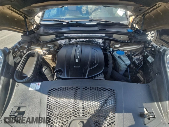 2018 Porsche Macan with VIN WP1AA2A54JLB07736, listed as a Copart auction lot 61697685 with 131,096 mi miles and Clean title. Bid and sale history available at DreamBid. Image 7.