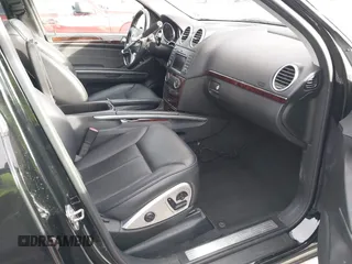 2011 Mercedes-Benz GL-Class GL 450 with VIN 4JGBF7BE1BA752615, listed as a IAAI auction lot 41075508 with 165,605 mi miles. Bid and sale history available at carsss.com. Image 5.