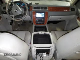 2008 Chevrolet Silverado 3500HD DRW LTZ with VIN 1GCJK33678F146002, listed as a Copart auction lot 85663514 with 231,546 mi miles and Salvage Title. Bid and sale history available at carsss.com. Image 8.