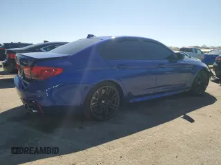 2019 BMW M5 Competition z VIN WBSJF0C55KB284512, wystawiony jako Copart lot #49328765 z przebiegiem Nie podano mil oraz Szkoda całkowita • Salvage title. Historia ofert i sprzedaży dostępna na DreamBid. Obrazek 3.