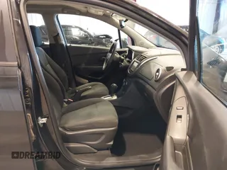 2015 Chevrolet Trax LS with VIN KL7CJPSB2FB094863, listed as a IAAI auction lot 41643953 with 118,456 mi miles. Bid and sale history available at carsss.com. Image 5.