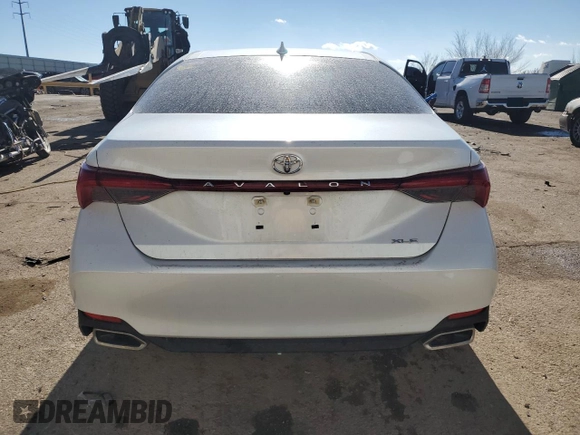 2021 Toyota Avalon XLE z VIN 4T1JZ1FB6MU058522, wystawiony jako Copart lot #88174145 z przebiegiem 24 507 mil mil oraz Szkoda całkowita • Salvage title. Historia ofert i sprzedaży dostępna na DreamBid. Obrazek 6.