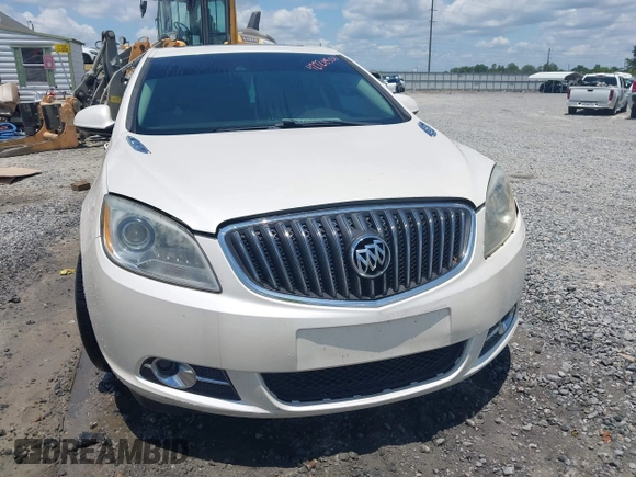 2015 Buick Verano Group z VIN 1G4PS5SK5F4174857, wystawiony jako IAAI lot #42728501 z przebiegiem 175 894 mil mil oraz . Historia ofert i sprzedaży dostępna na DreamBid. Obrazek 6.