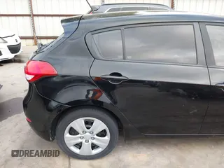 2016 Kia Forte LX z VIN KNAFK5A8XG5572550, wystawiony jako IAAI lot #42314657 z przebiegiem 113 265 mil mil oraz . Historia ofert i sprzedaży dostępna na DreamBid. Obrazek 21.