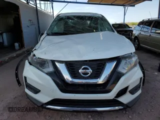 2017 Nissan Rogue S with VIN JN8AT2MT7HW132844, listed as a Copart auction lot 51873665 with 77,664 mi miles and Salvage Title. Bid and sale history available at carsss.com. Image 5.