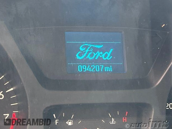 2018 Ford Transit z VIN 1FTYE1CM0JKB42346, wystawiony jako IAAI lot #42729426 z przebiegiem 94 207 mil mil oraz . Historia ofert i sprzedaży dostępna na DreamBid. Obrazek 6.