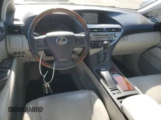 2012 Lexus RX 350 z VIN 2T2ZK1BA5CC074517, wystawiony jako Copart lot #59391145 z przebiegiem 130 615 mil mil oraz Szkoda całkowita • Salvage title. Historia ofert i sprzedaży dostępna na DreamBid. Obrazek 8.
