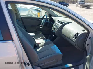 2007 Nissan Altima 2.5 S with VIN 1N4AL21E57N407946, listed as a IAAI auction lot 42003105 with 171,030 mi miles. Bid and sale history available at carsss.com. Image 5.