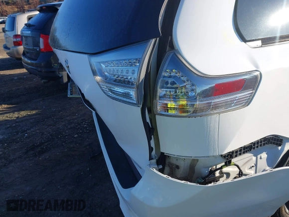 2014 Toyota Sienna SE with VIN 5TDXK3DC1ES503751, listed as a IAAI auction lot 41709975 with 229,771 mi miles and . Bid and sale history available at DreamBid. Image 18.