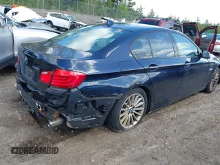 2011 BMW 5 Series 535i z VIN WBAFR7C52BC602798, wystawiony jako IAAI lot #42268270 z przebiegiem 149 249 mil mil oraz . Historia ofert i sprzedaży dostępna na DreamBid. Obrazek 4.