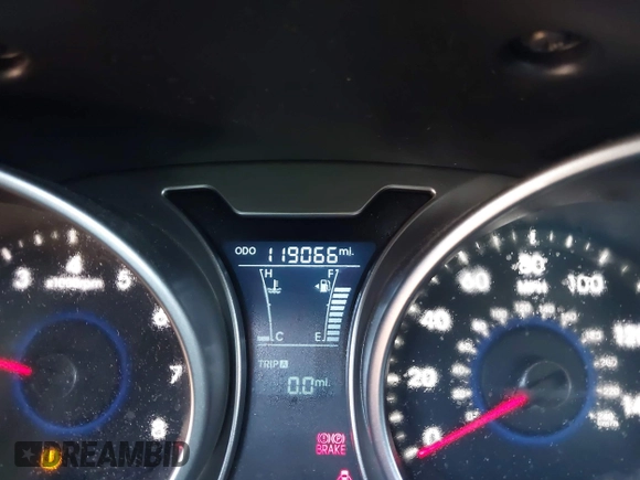 2013 Hyundai Veloster w/Gray Int with VIN KMHTC6AD3DU126193, listed as a IAAI auction lot 41251982 with 119,066 mi miles. Bid and sale history available at carsss.com. Image 15.
