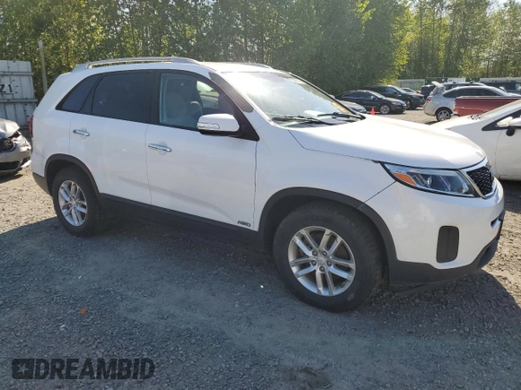 2015 Kia Sorento LX with VIN 5XYKTDA77FG605316, listed as a Copart auction lot 55351165 with 117,514 mi miles and Clean Title. Bid and sale history available at carsss.com. Image 4.