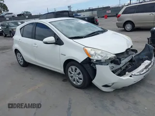 2013 Toyota Prius One z VIN JTDKDTB37D1041909, wystawiony jako IAAI lot #42200919 z przebiegiem 109 433 mil mil oraz . Historia ofert i sprzedaży dostępna na DreamBid. Obrazek 1.