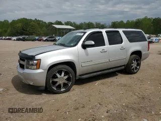 2014 Chevrolet Suburban LT z VIN 1GNSCJE00ER157634, wystawiony jako Copart lot #53271405 z przebiegiem 244 830 mil mil oraz Czysty tytuł • Clean title. Historia ofert i sprzedaży dostępna na DreamBid. Obrazek 1.